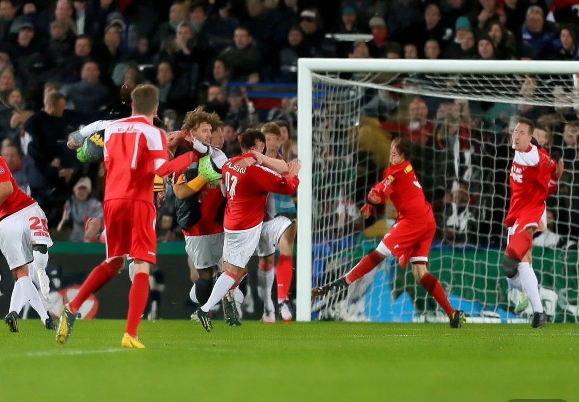 英格兰中国友谊赛：足球交流新篇章(图2)